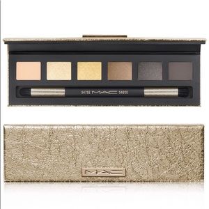 MAC Limited Edition Eye Compact Gold